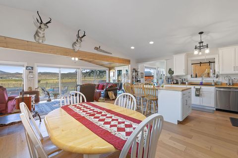 Tiny photo for 15333 NW oneil Highway, Redmond, OR 97756 (MLS # 220209417)