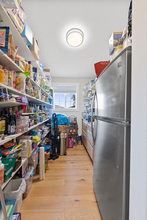 Tiny photo for 15333 NW oneil Highway, Redmond, OR 97756 (MLS # 220209417)