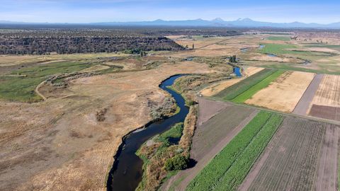 Tiny photo for 15333 NW oneil Highway, Redmond, OR 97756 (MLS # 220209417)