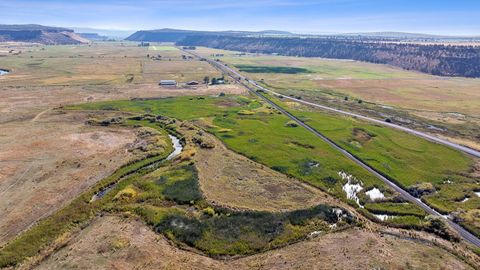 Tiny photo for 15333 NW oneil Highway, Redmond, OR 97756 (MLS # 220209417)