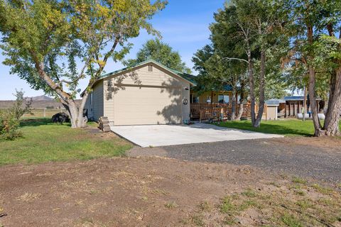 Tiny photo for 15333 NW oneil Highway, Redmond, OR 97756 (MLS # 220209417)
