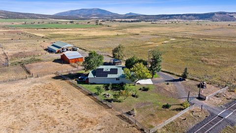 Tiny photo for 15333 NW oneil Highway, Redmond, OR 97756 (MLS # 220209417)