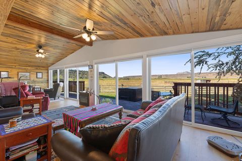 Tiny photo for 15333 NW oneil Highway, Redmond, OR 97756 (MLS # 220209417)