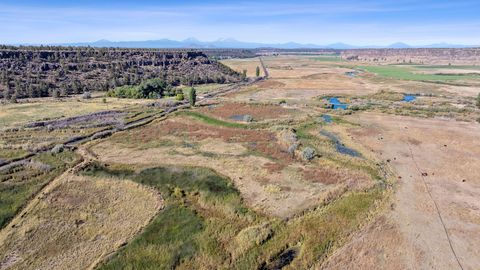 Tiny photo for 15333 NW oneil Highway, Redmond, OR 97756 (MLS # 220209417)