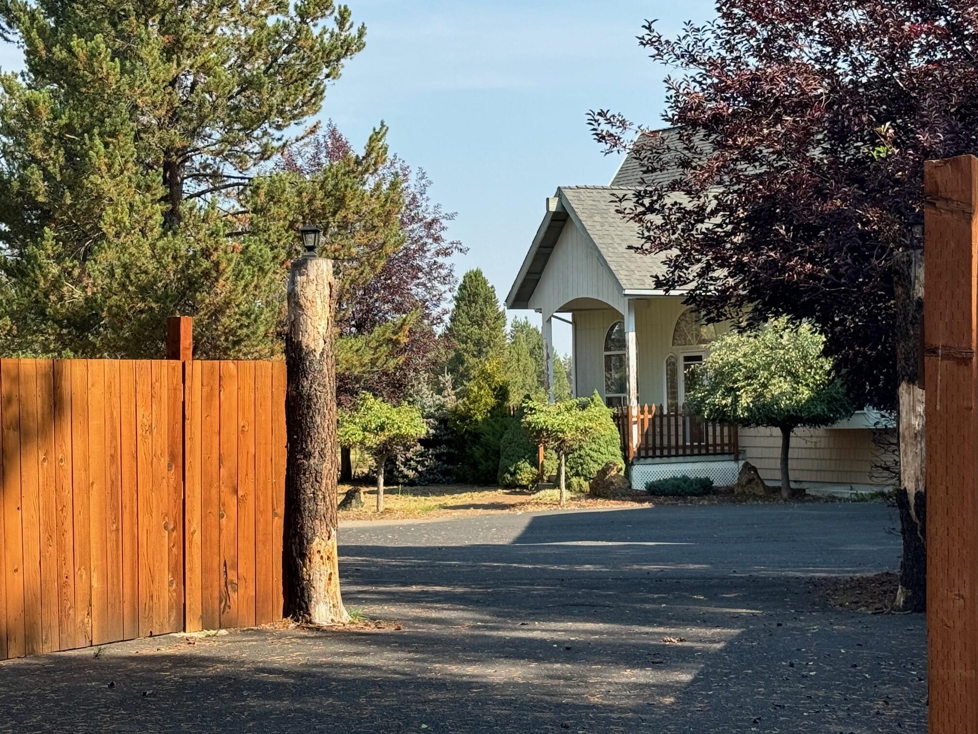 17364 Beaver Place