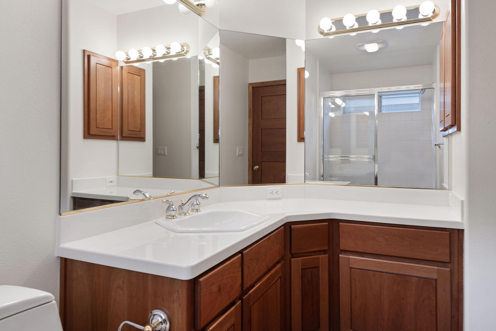 Broken Top - Residential