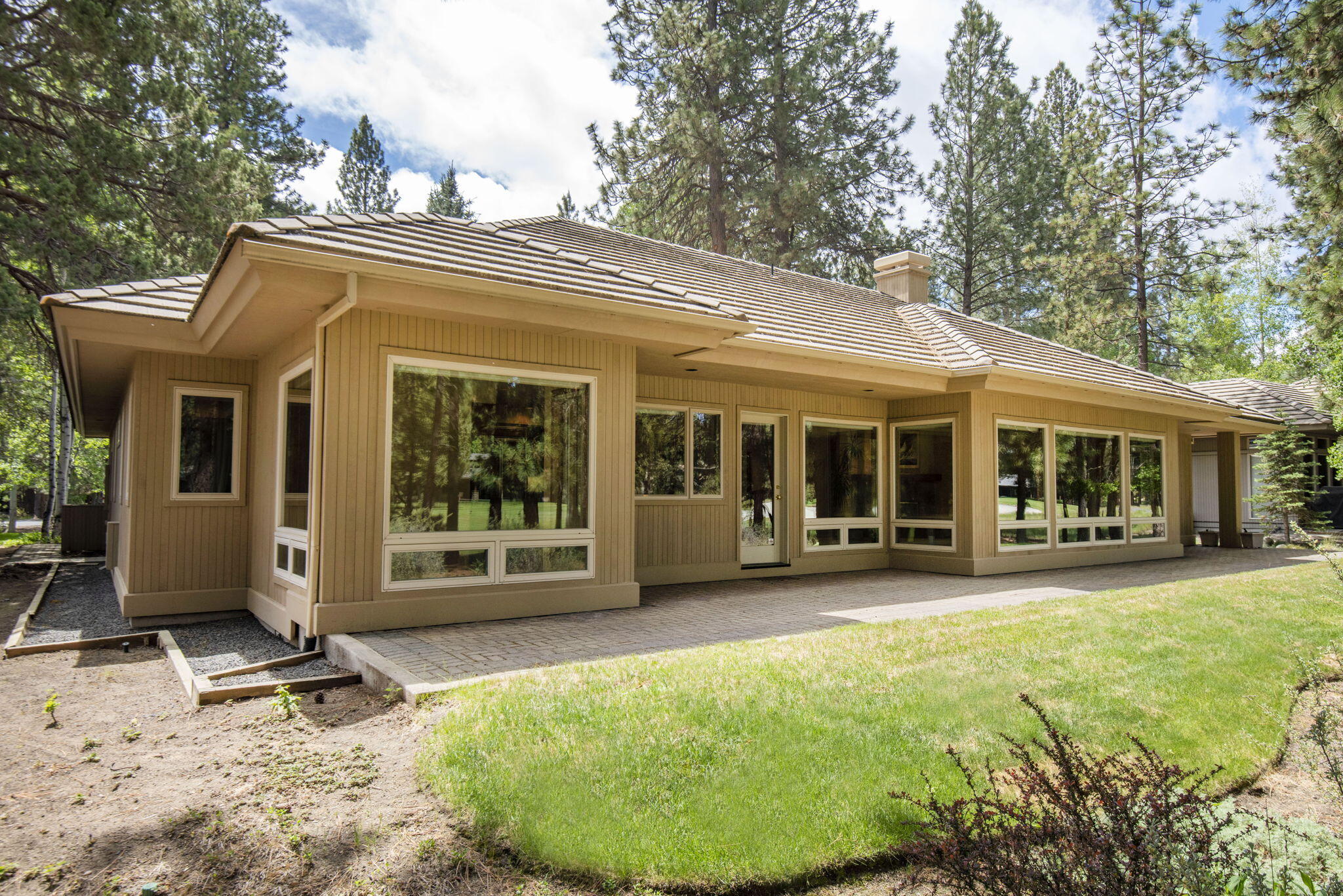 Broken Top - Residential