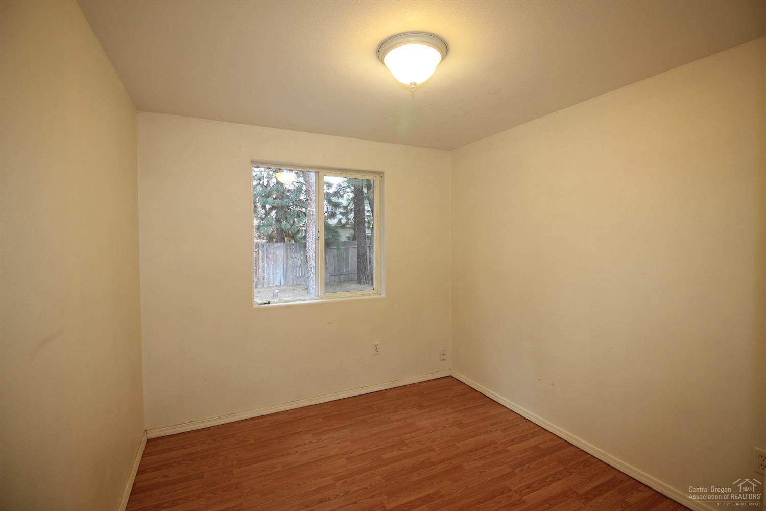 Deschutes River Cros - Residential