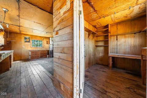 Tiny photo for 225 Cheryl Lane, Phoenix, OR 97535 (MLS # 220225406)