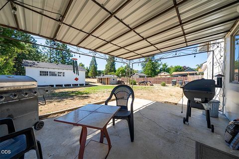 Tiny photo for 225 Cheryl Lane, Phoenix, OR 97535 (MLS # 220225406)