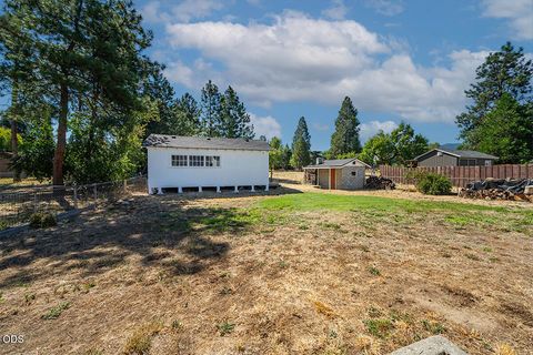 Tiny photo for 225 Cheryl Lane, Phoenix, OR 97535 (MLS # 220225406)