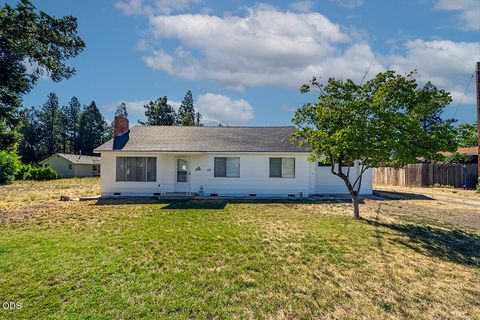 Tiny photo for 225 Cheryl Lane, Phoenix, OR 97535 (MLS # 220225406)