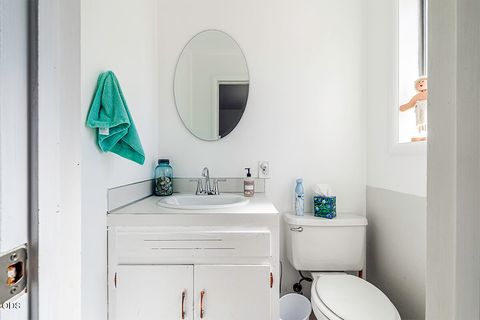 Tiny photo for 225 Cheryl Lane, Phoenix, OR 97535 (MLS # 220225406)