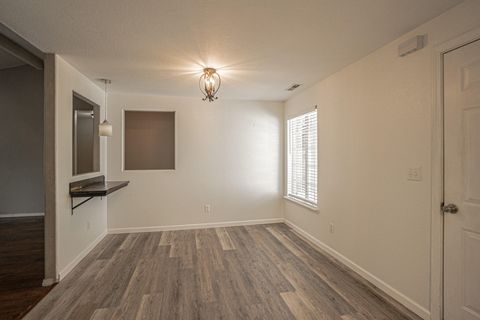 Tiny photo for 8022 Brie Terrace, White City, OR 97503 (MLS # 220219355)