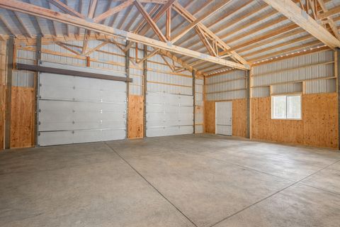 Tiny photo for 52531 Lost Ponderosa Road, La Pine, OR 97739 (MLS # 220215575)