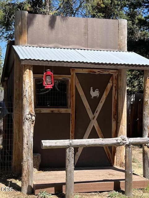 Tiny photo for 52531 Lost Ponderosa Road, La Pine, OR 97739 (MLS # 220215575)