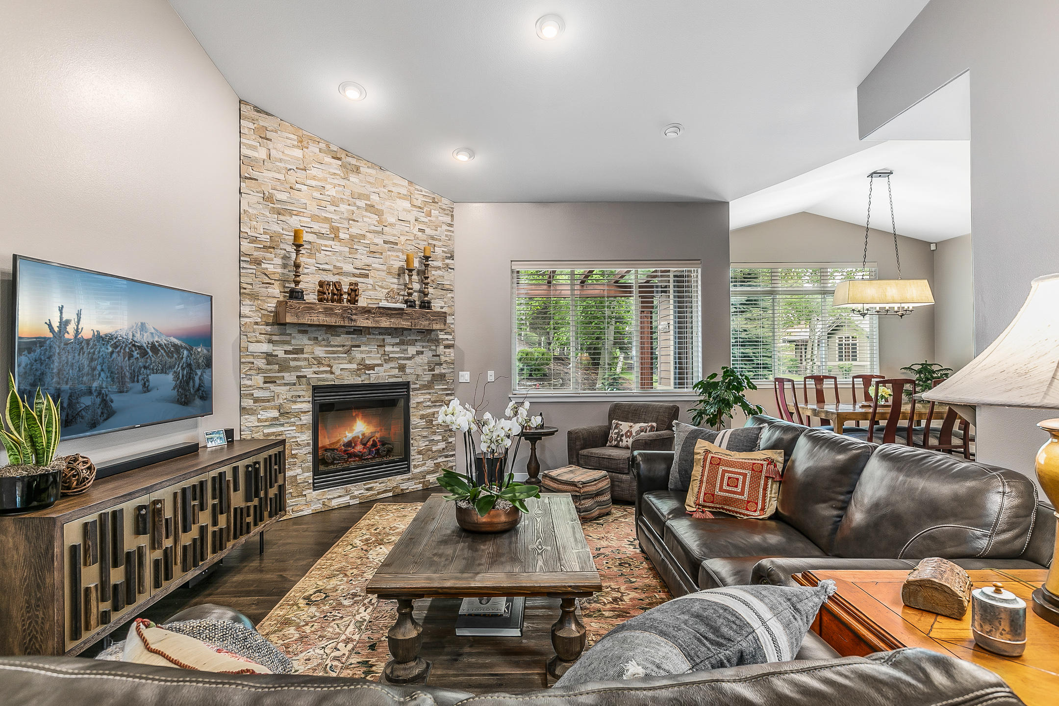 Broken Top - Residential