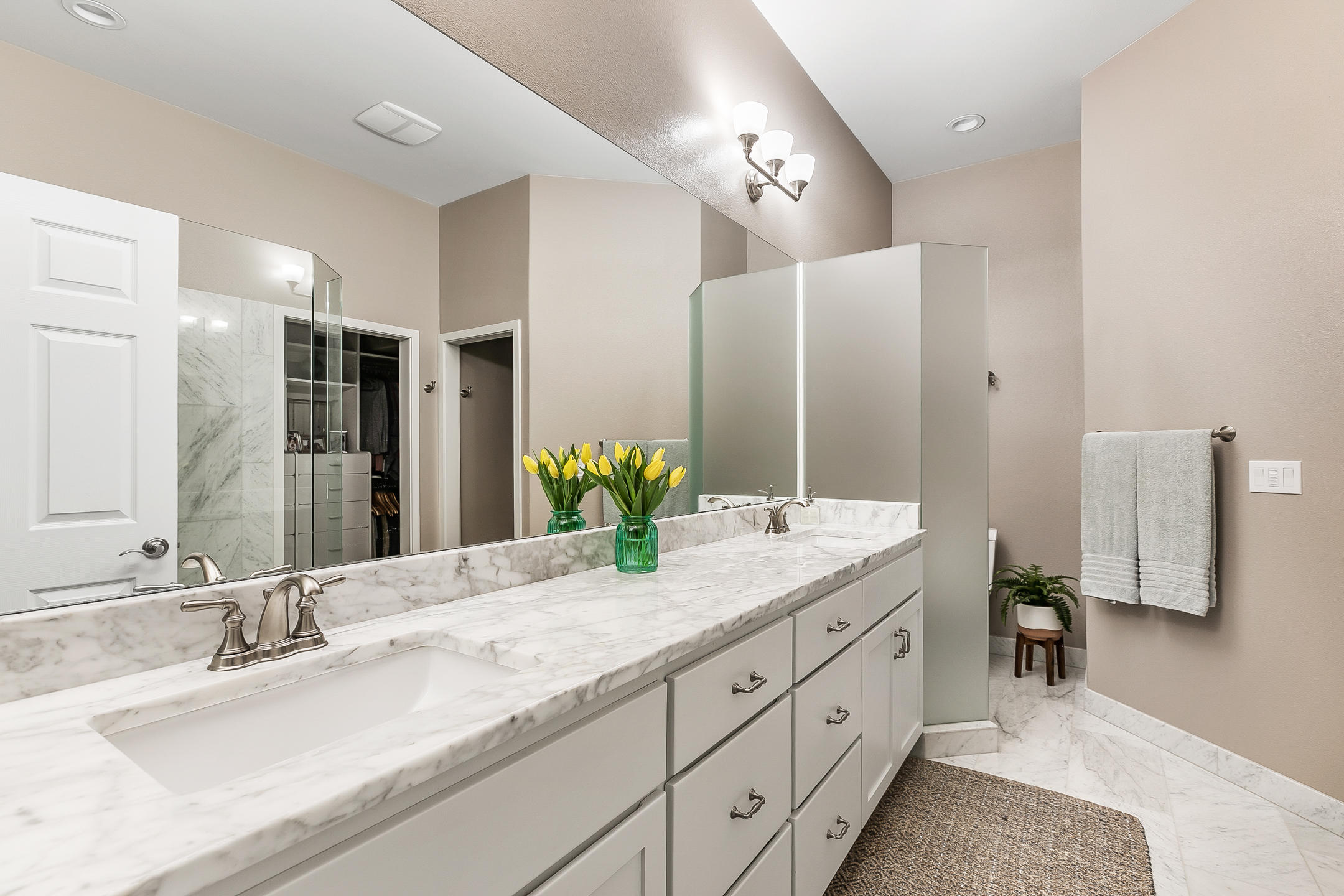 Broken Top - Residential