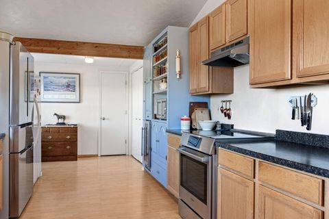 Tiny photo for 2441 SW Minson Road, Powell Butte, OR 97753 (MLS # 220215383)