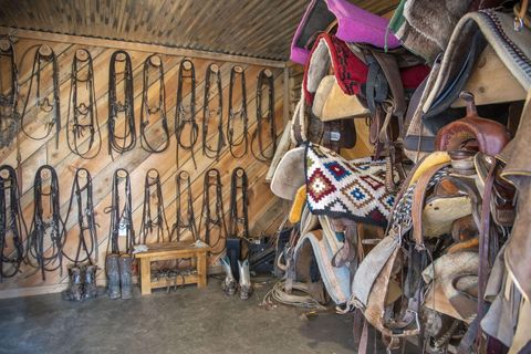 Tiny photo for 2441 SW Minson Road, Powell Butte, OR 97753 (MLS # 220215383)