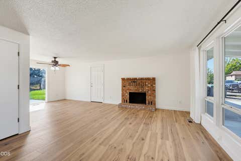 Tiny photo for 1832 Nancy Avenue, Central Point, OR 97502 (MLS # 220227460)