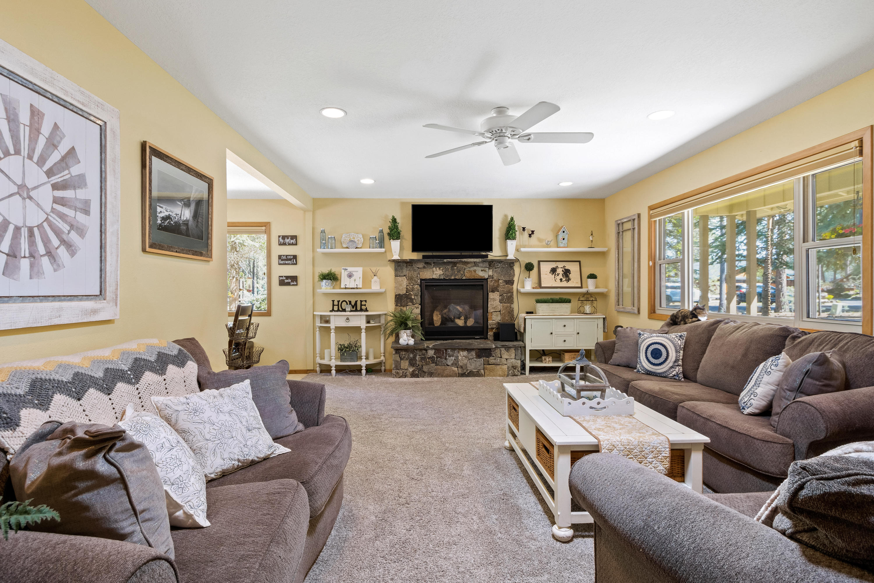 River Forest Acres - Residential