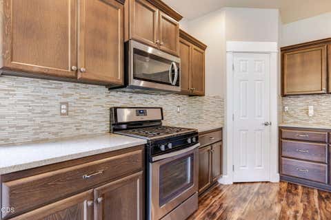 Tiny photo for 3129 NE Flagstone AVE, Bend, OR 97701 (MLS # 220226688)