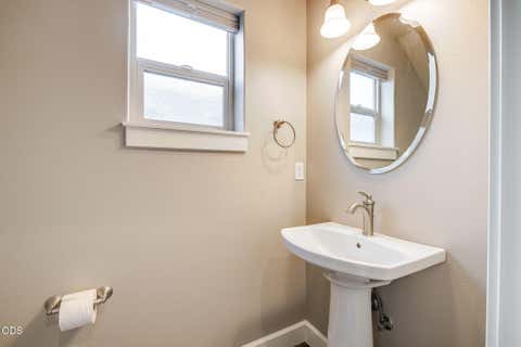 Tiny photo for 3129 NE Flagstone AVE, Bend, OR 97701 (MLS # 220226688)
