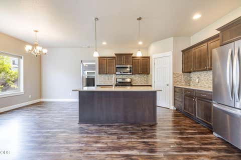 Tiny photo for 3129 NE Flagstone AVE, Bend, OR 97701 (MLS # 220226688)