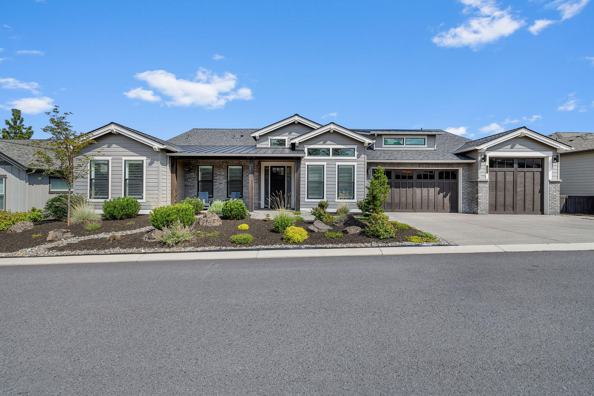 3082 NW Hidden Ridge Drive