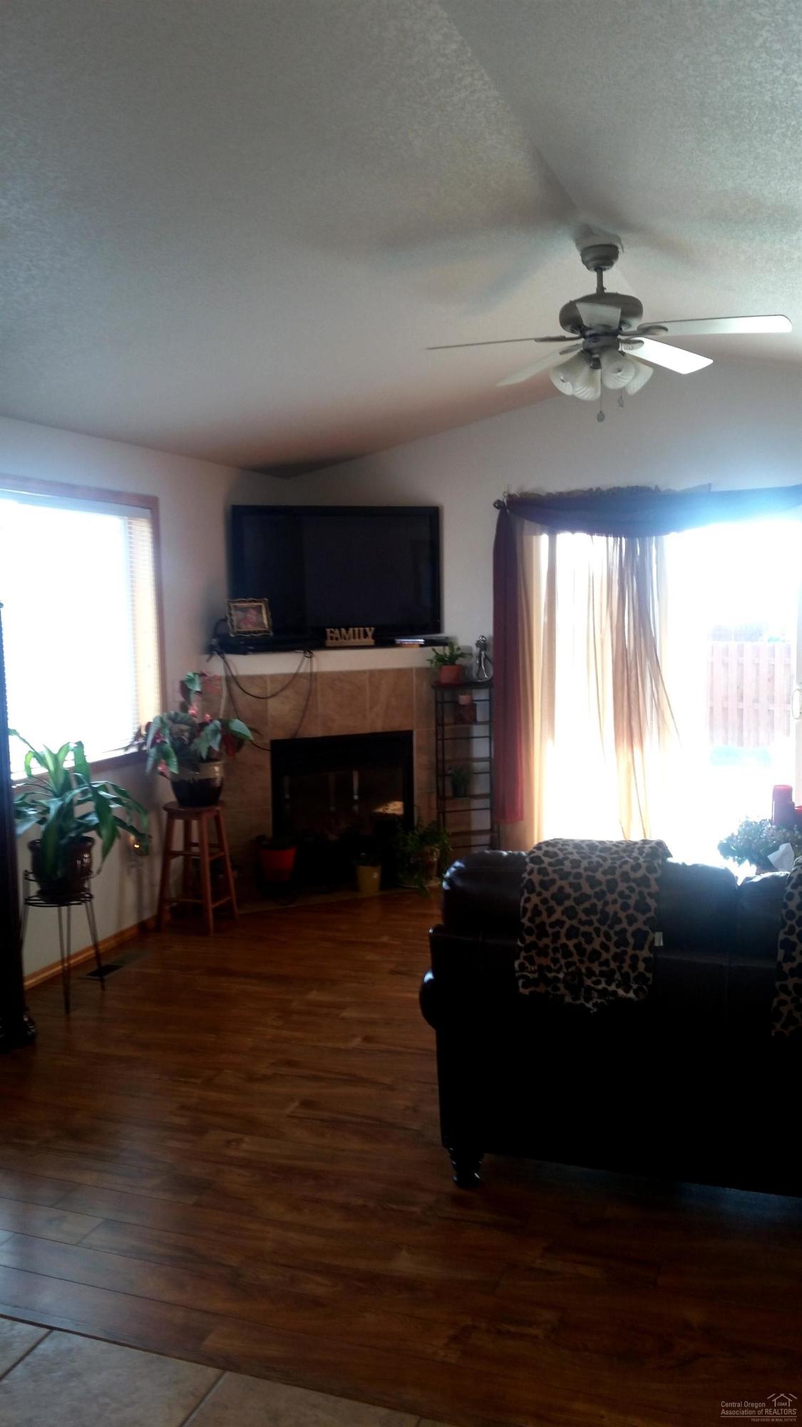 Pine Tree Meadows - Residential