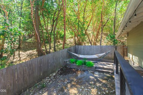 Tiny photo for 886 Palmer Road, Ashland, OR 97520 (MLS # 220224643)