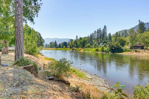 Tiny photo for 8158 Rogue River Highway, Grants Pass, OR 97527 (MLS # 220226657)