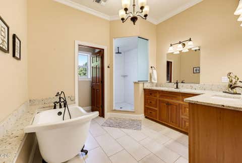 Tiny photo for 8158 Rogue River Highway, Grants Pass, OR 97527 (MLS # 220226657)