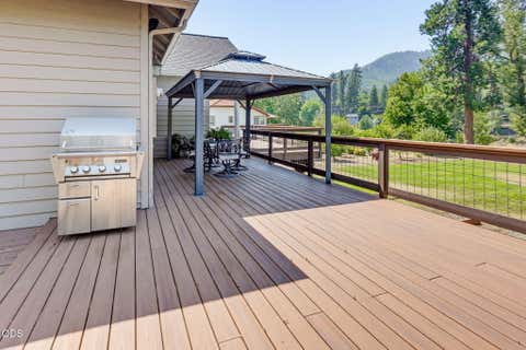 Tiny photo for 8158 Rogue River Highway, Grants Pass, OR 97527 (MLS # 220226657)