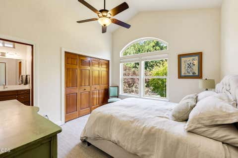 Tiny photo for 8158 Rogue River Highway, Grants Pass, OR 97527 (MLS # 220226657)