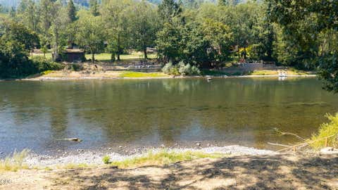 Tiny photo for 8158 Rogue River Highway, Grants Pass, OR 97527 (MLS # 220226657)