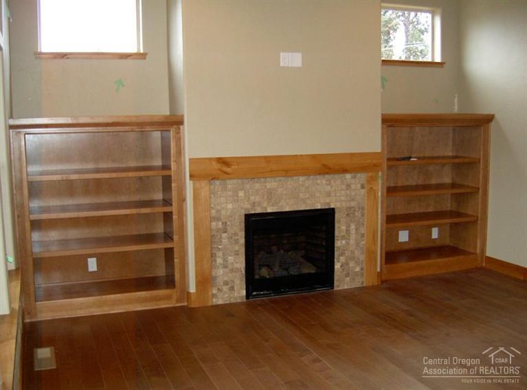 Tuscany Pines - Residential