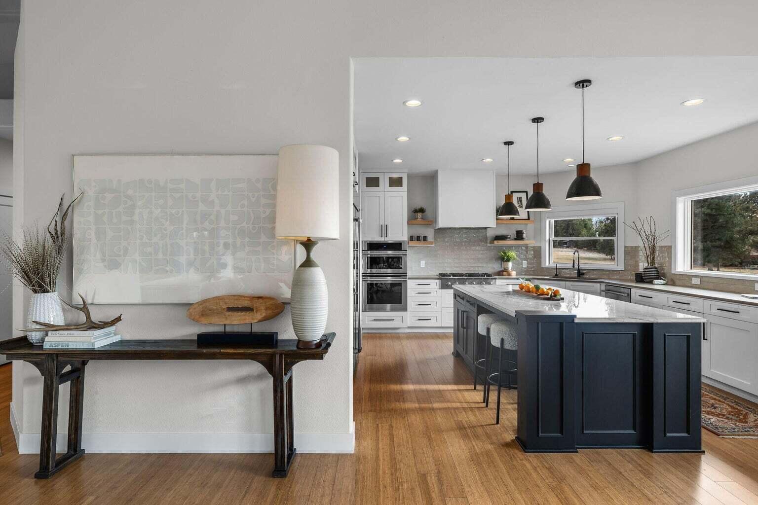 Broken Top - Residential