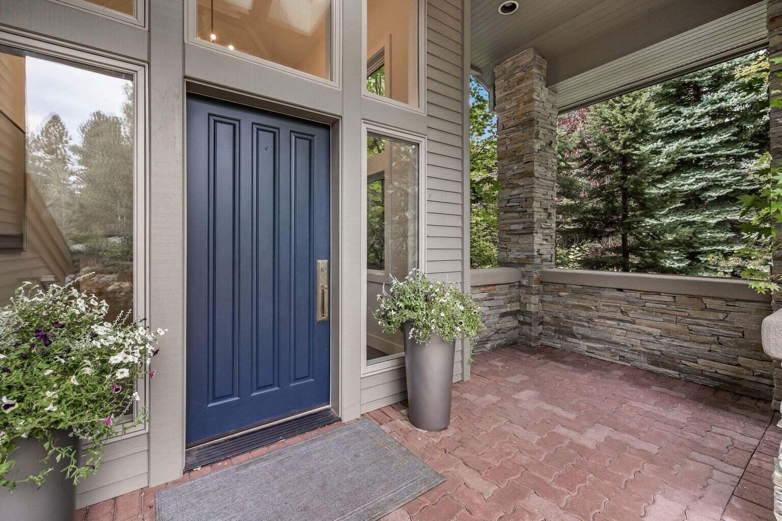 Broken Top - Residential