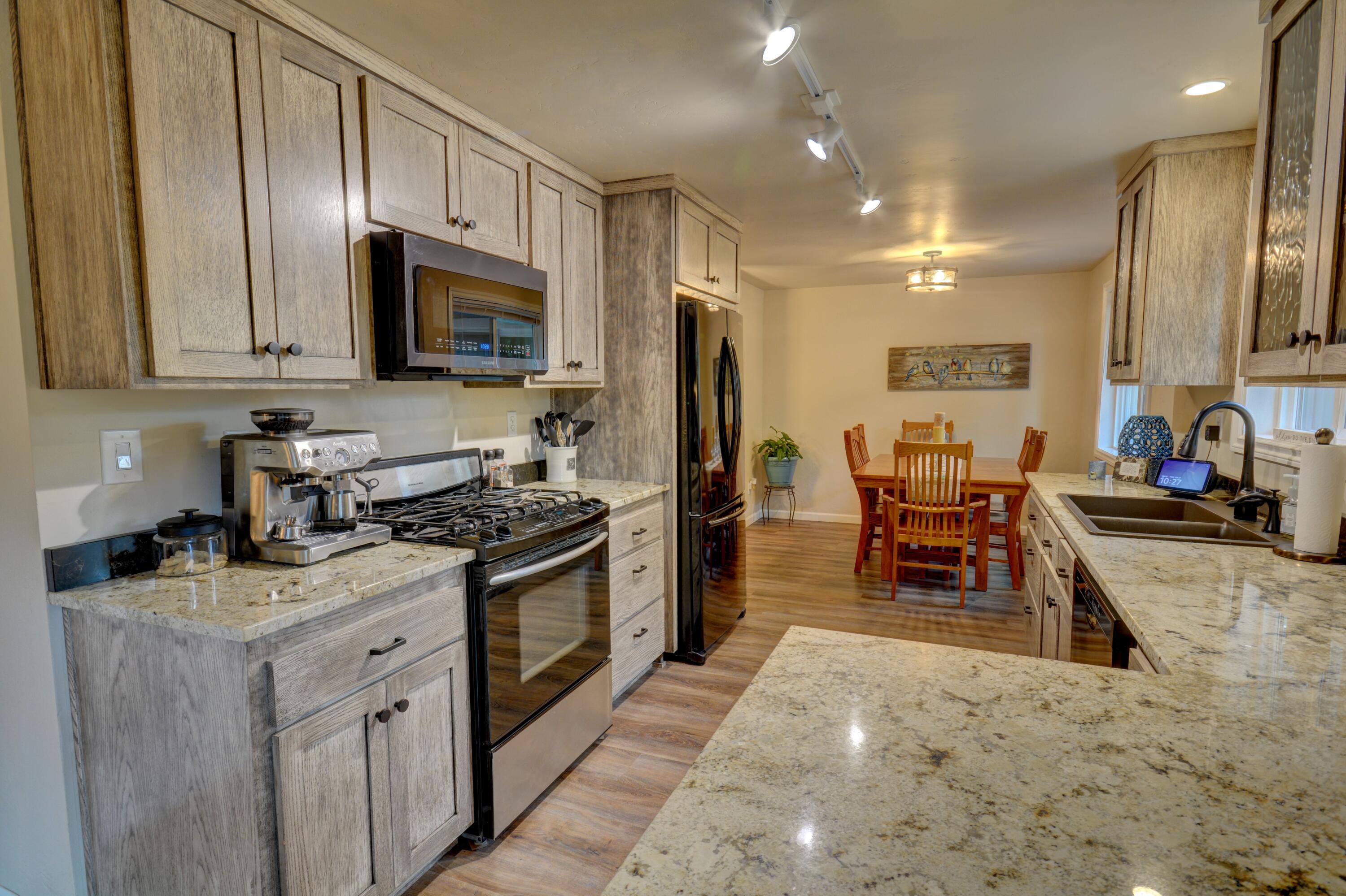 Tropic Isles Estates - Residential