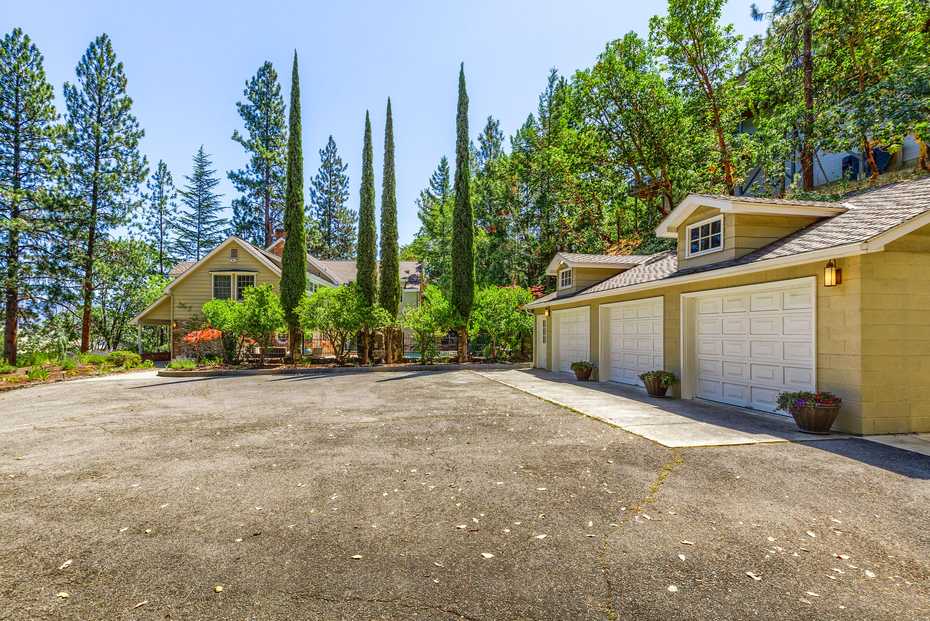 Stratford-on-avon Subdivision - Residential