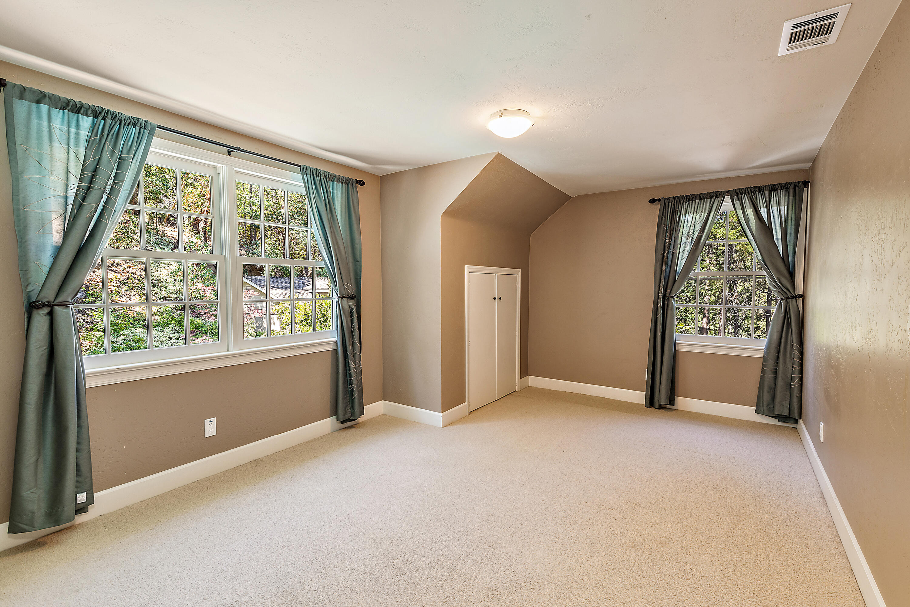 Stratford-on-avon Subdivision - Residential