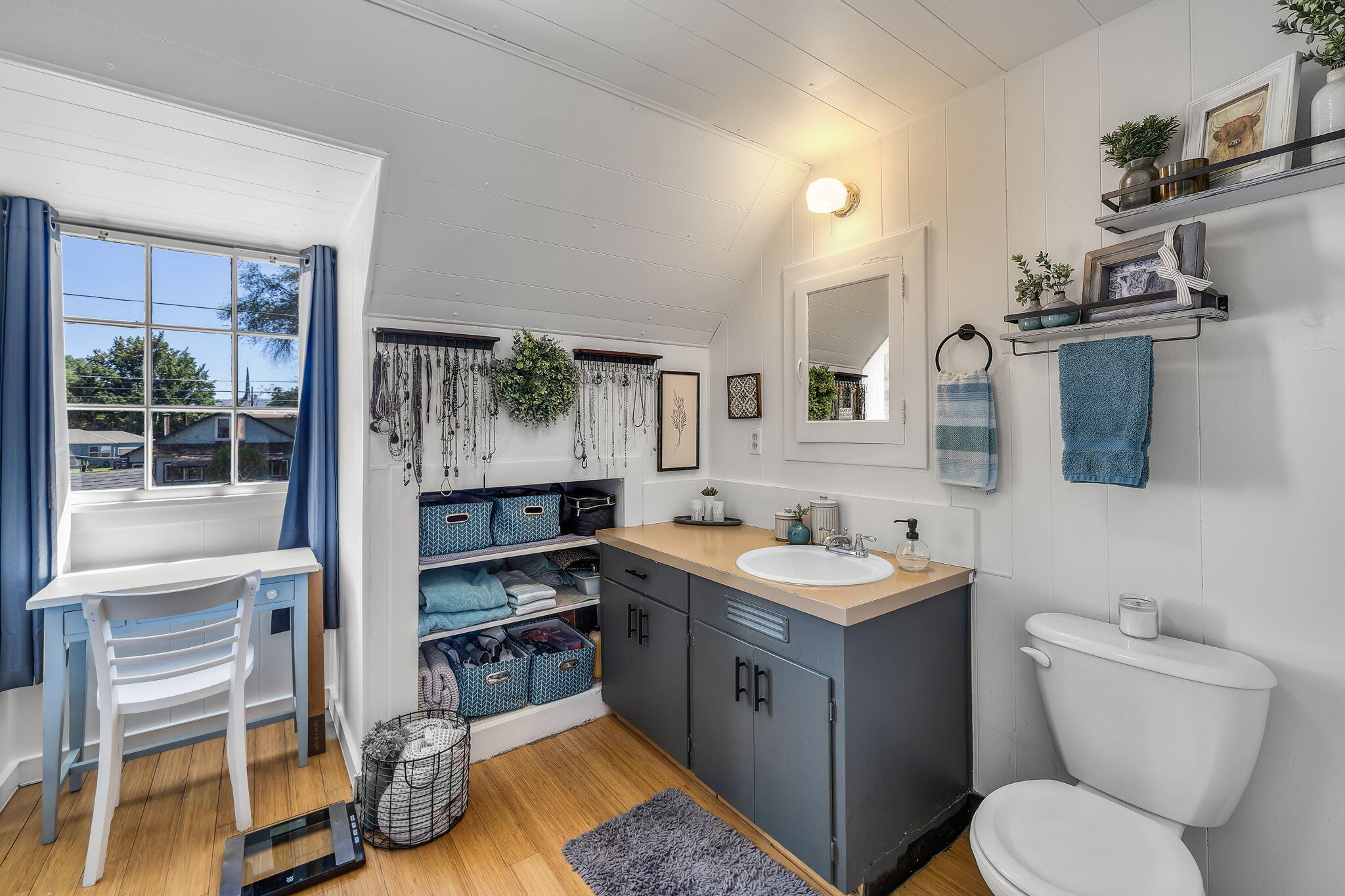 PrineVille - Fourth - Residential