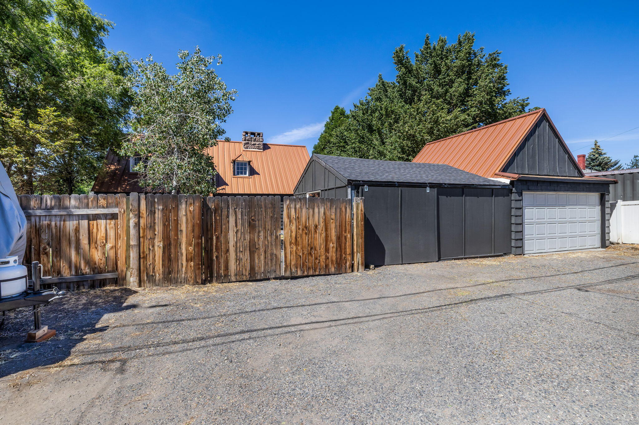 PrineVille - Fourth - Residential
