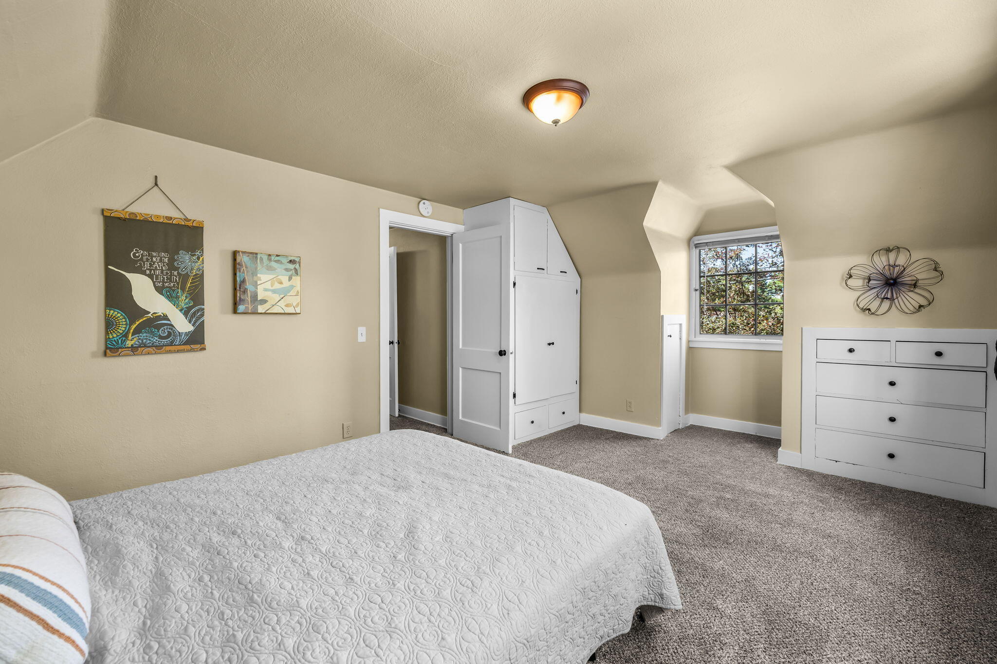 PrineVille - Fourth - Residential