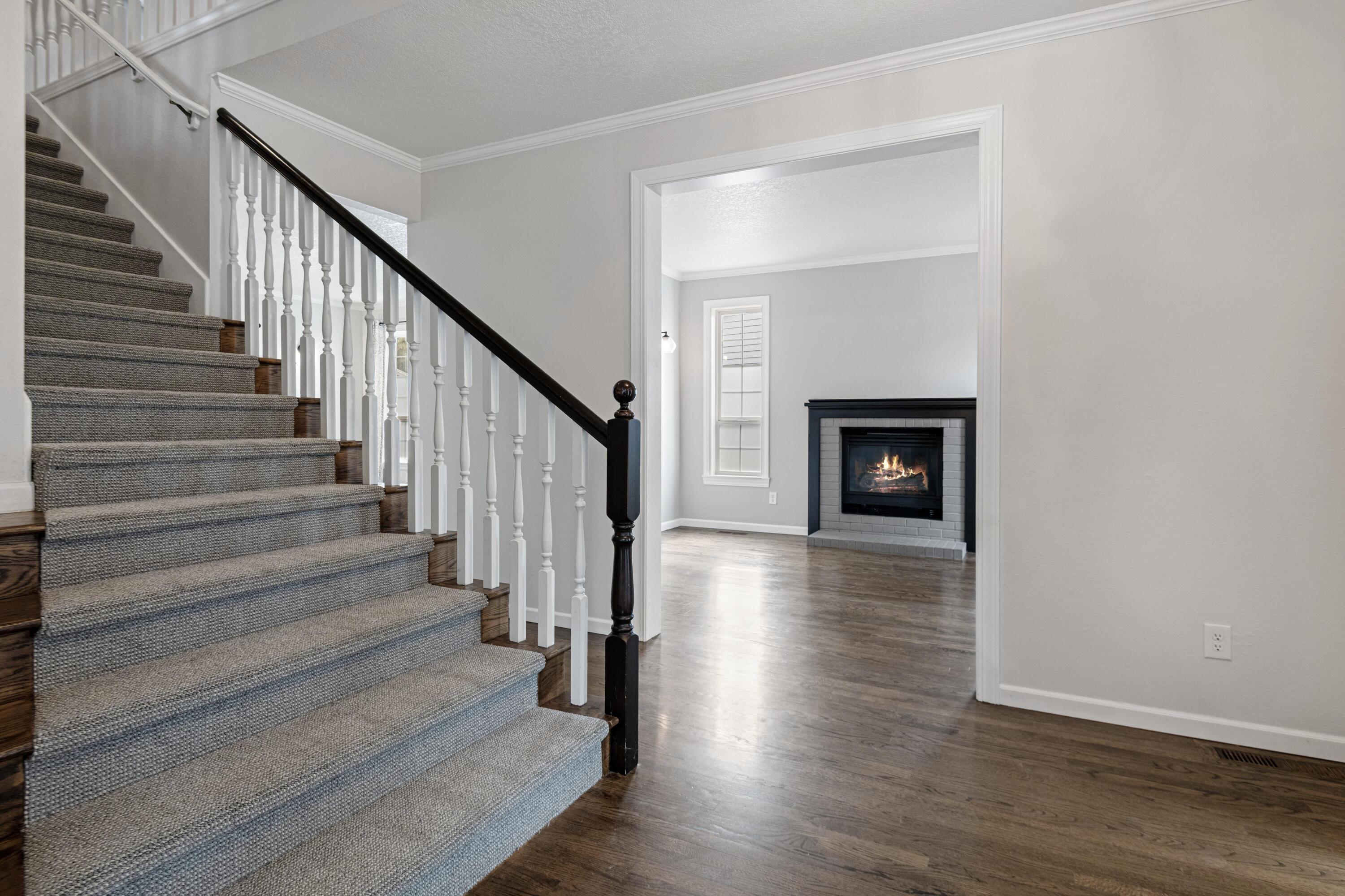 1044 SE Baywood Court