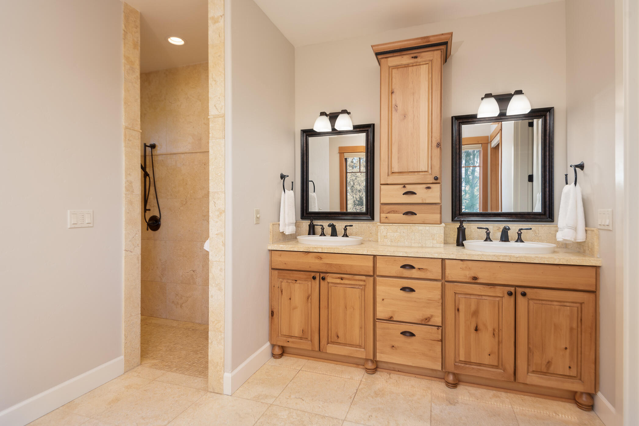 Three Pines - Residential