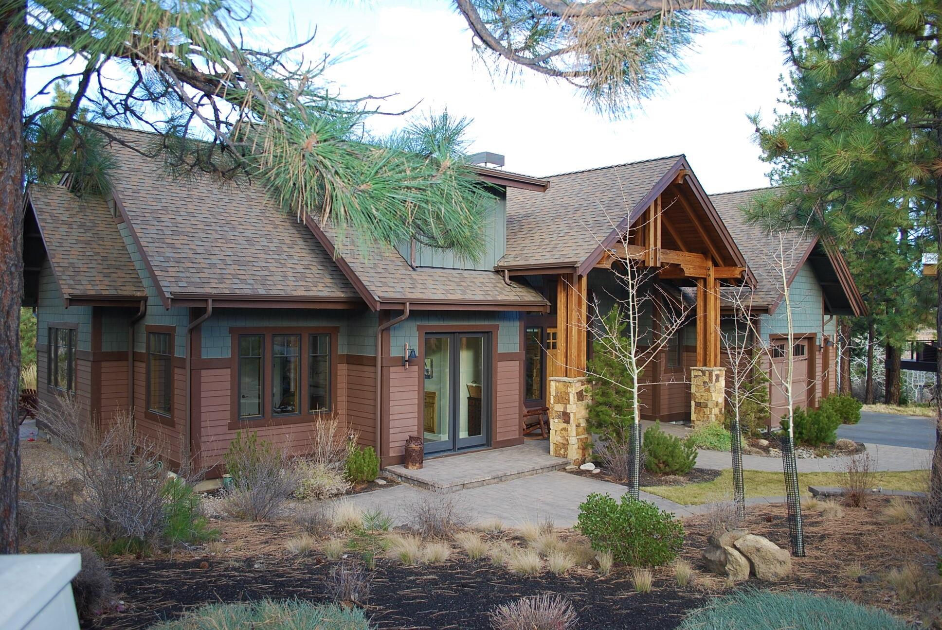 Three Pines - Residential