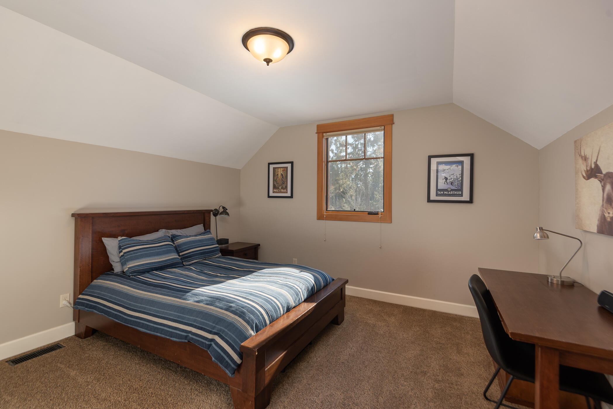 Three Pines - Residential